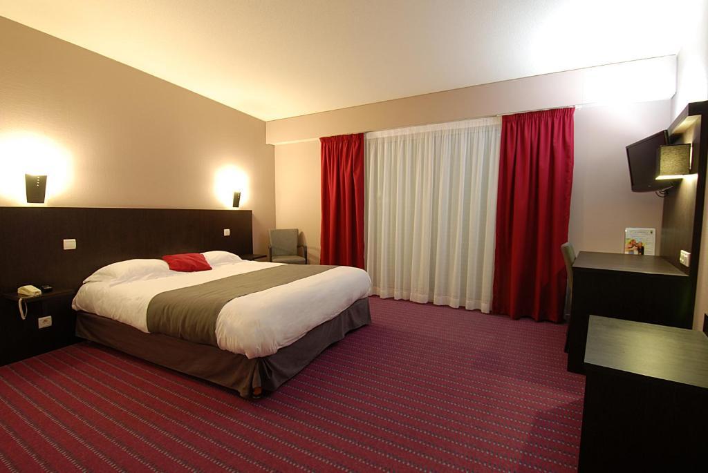 Le Robinson Hotel Saint-Jean-de-Monts Exterior photo